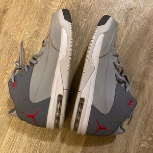 Nike Jordan Flight Origin 3 in the Wolf Grey/Vivid Pink